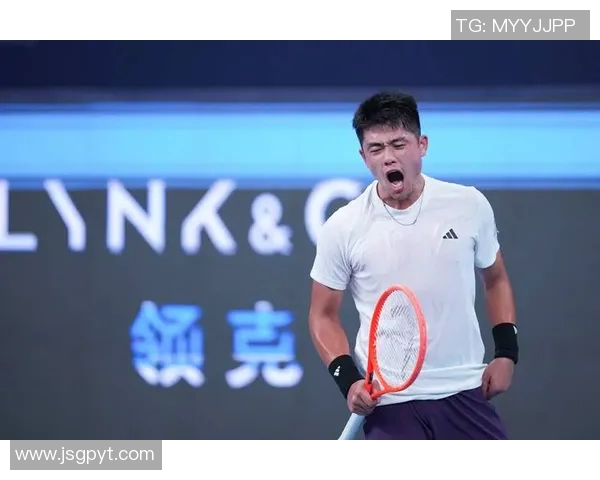 杭州网球队荣登全国网球配合排行榜第八名展现出色实力与团队合作精神 杭州网球队荣登全国网球配合排行榜第八名展现出色实力与团队合作精神