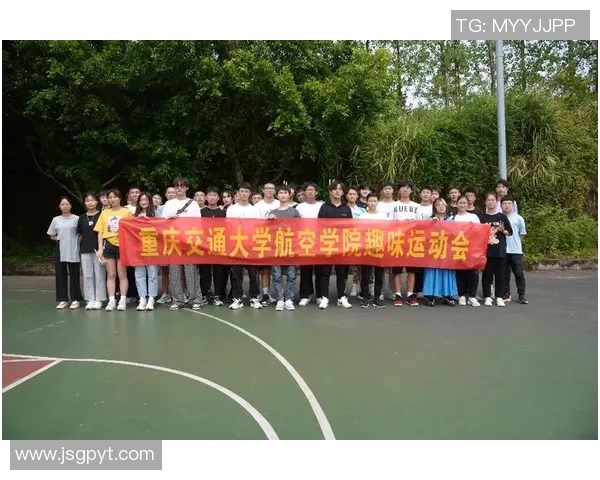 重庆足球队心理素质分析与比赛表现的关系探讨 重庆足球队心理素质分析与比赛表现的关系探讨