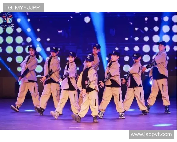 全国街舞大赛点评:武汉飞盘队展现出色状态与精彩表现引发热议 全国街舞大赛点评:武汉飞盘队展现出色状态与精彩表现引发热议